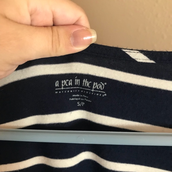 Pair of Maternity Shirts - Picture 7 of 7